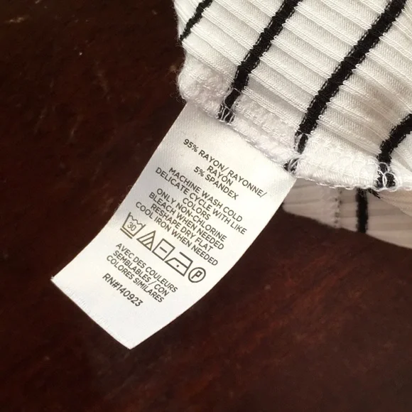 NWT LOFT Striped Top - Picture 4 of 4